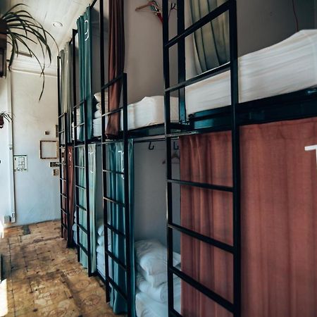 Lx Hostel Lisboa Extérieur photo