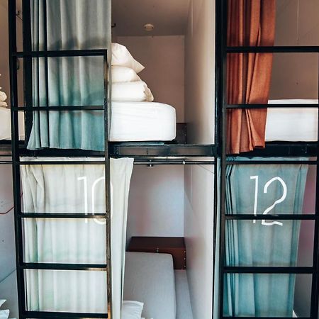 Lx Hostel Lisboa Extérieur photo